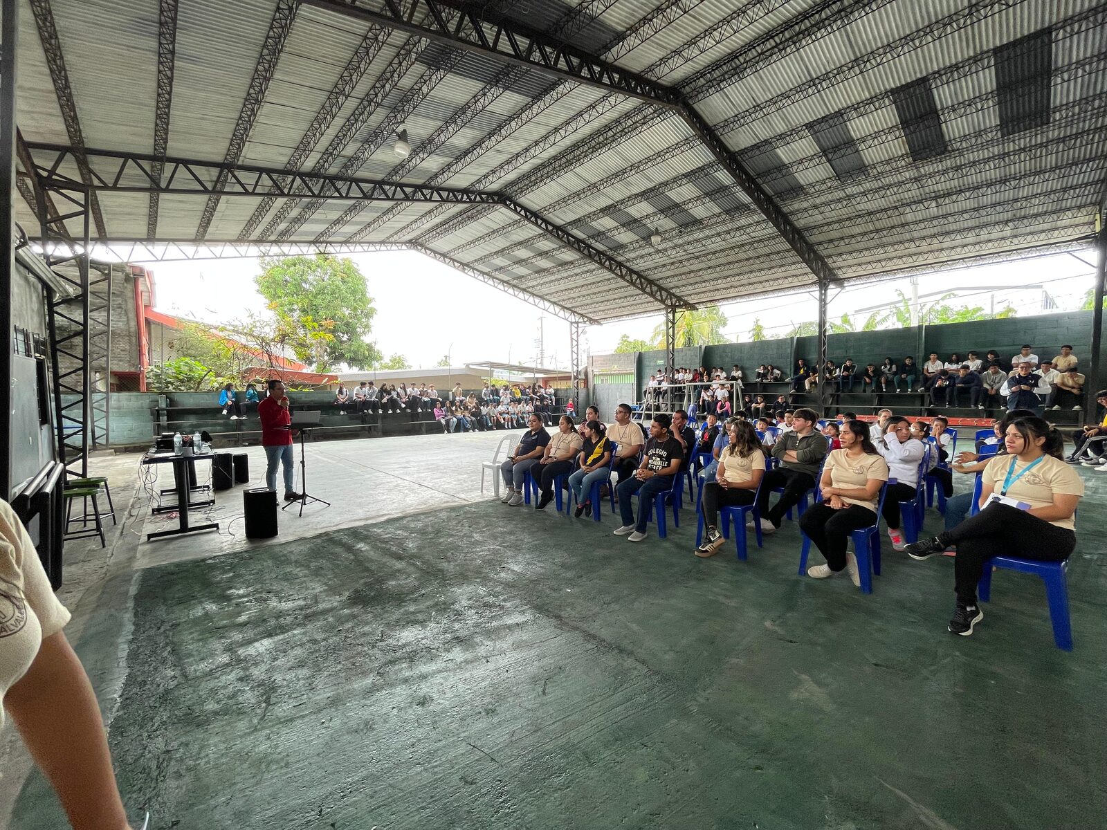 Áreas comunes del Colegio Miralvalle